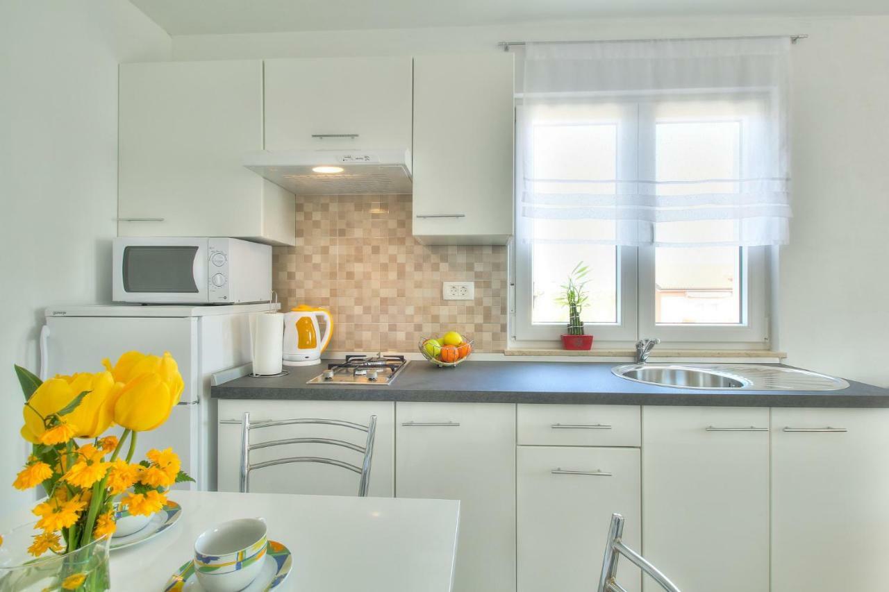 Apartments Antunovic Umag Exterior foto